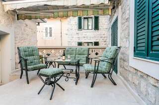 Гостевой дом Guesthouse Villa Stari Grad Херцег-Нови Апартаменты с террасой-6